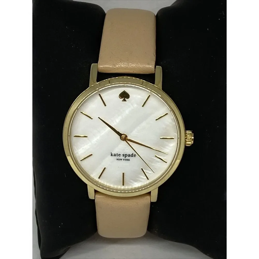 Kate Spade New York 0073 Women Beige Leather White Analog Dial Wrist Watch XX584
